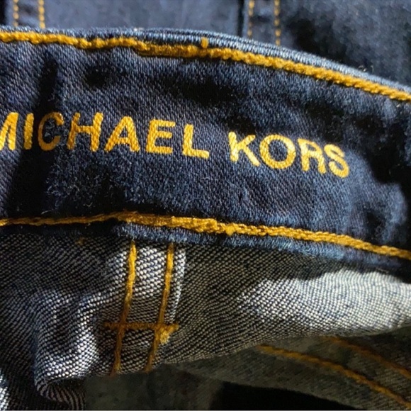 MICHAEL Michael Kors Mid-Rise Super Stretch
Skinny Jeans - Picture 5 of 6